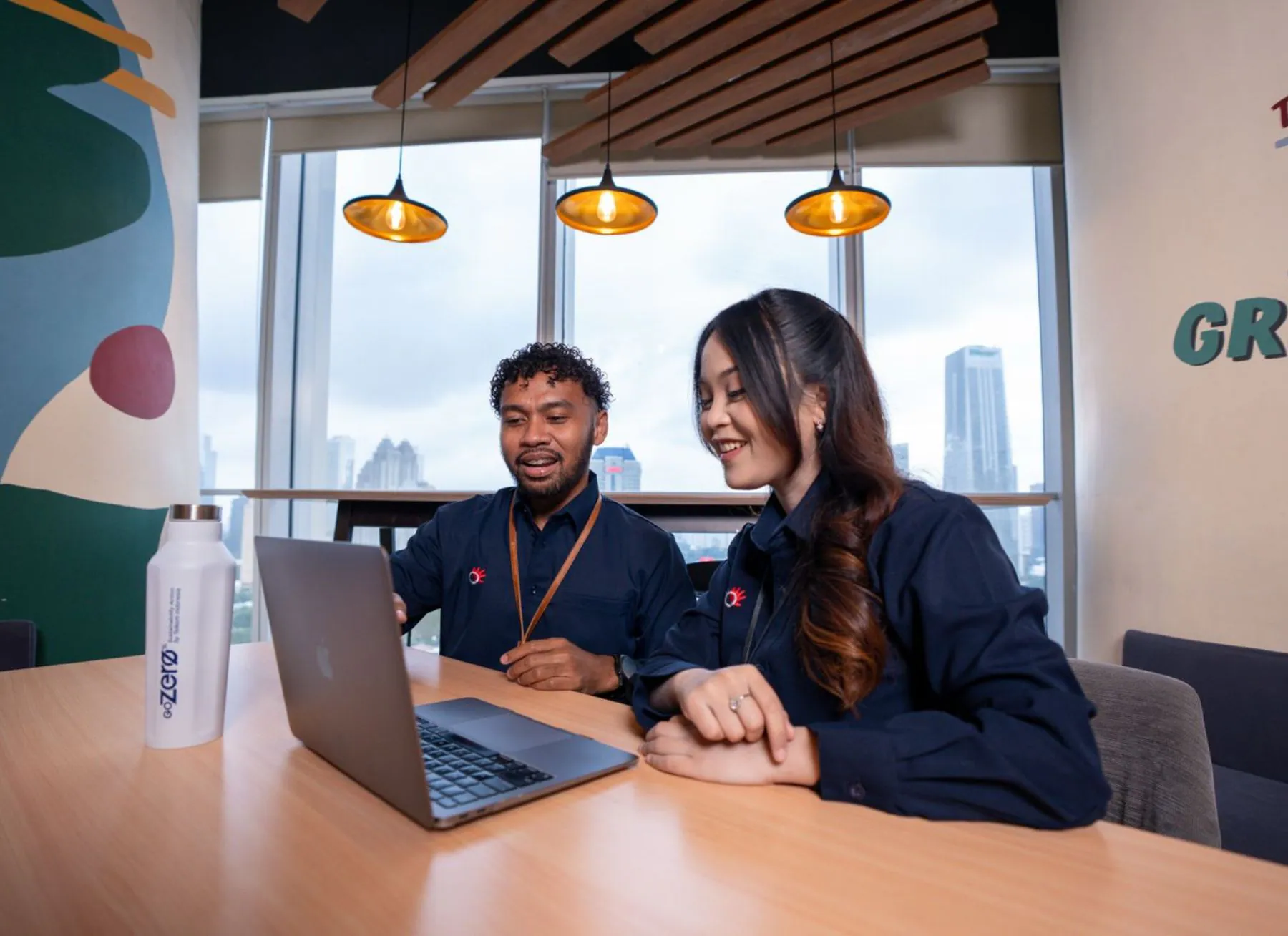 Sistem keamanan usaha berbasis IoT Eazy dengan IP Camera dan AI Video Analytics
