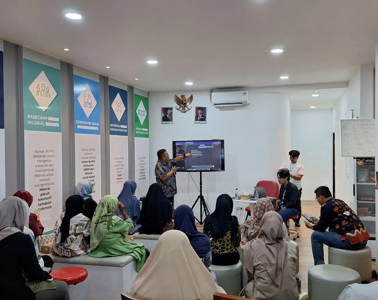 Rumah BUMN Telkom Dorong Digitalisasi UMKM Pekalongan Naik Kelas