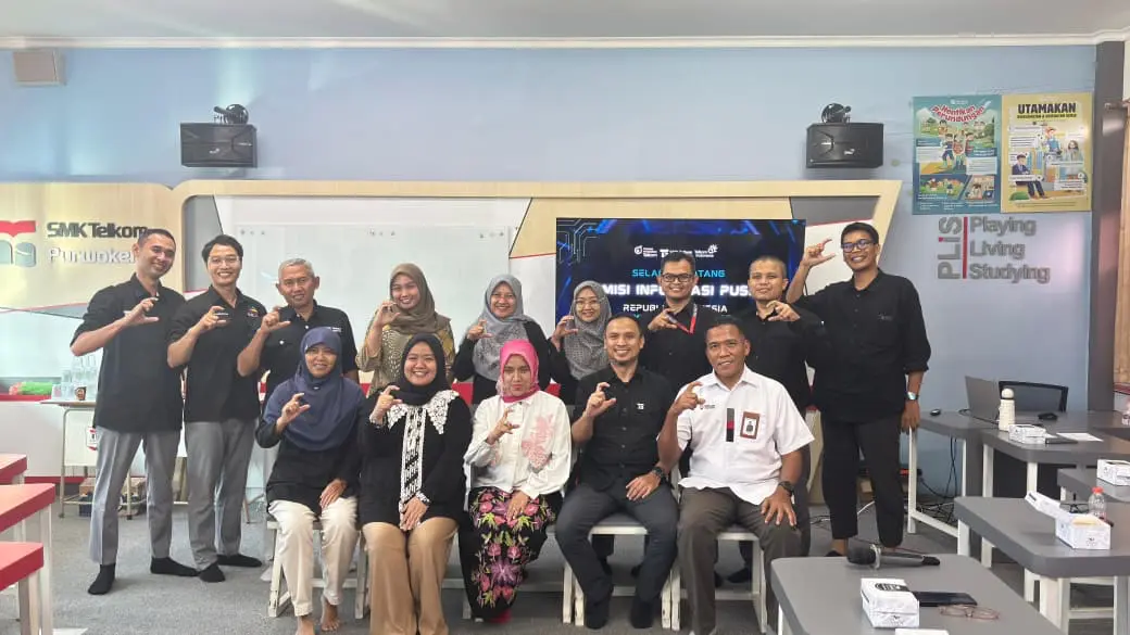 Telkom Dukung Literasi Keterbukaan Informasi Publik melalui Edukasi Bersama Komisi Informasi Pusat di SMK Telkom Purwokerto