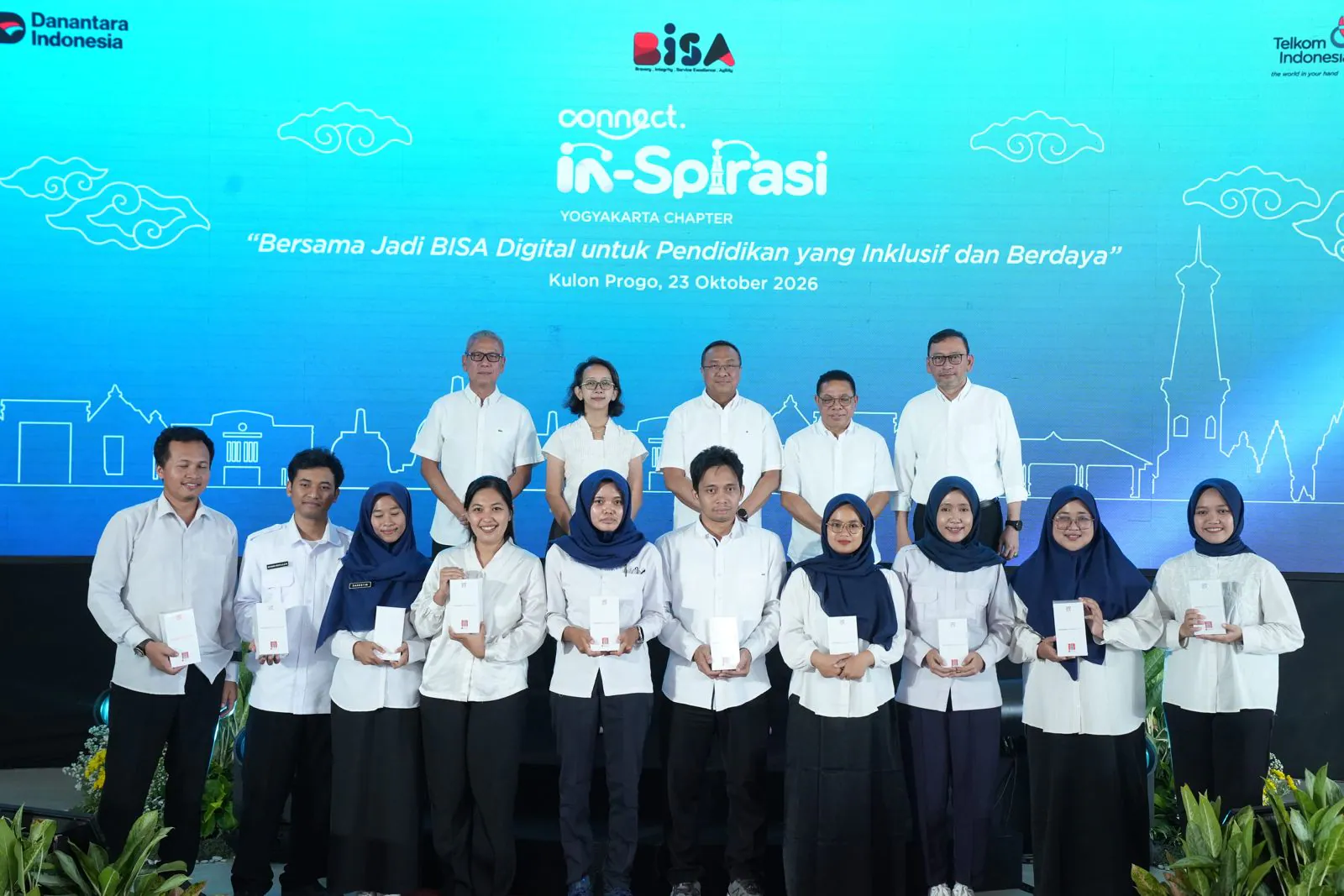 Connect.in-Spirasi Telkom Buka Cakrawala Digital Siswa Sekolah Rakyat Kulon Progo