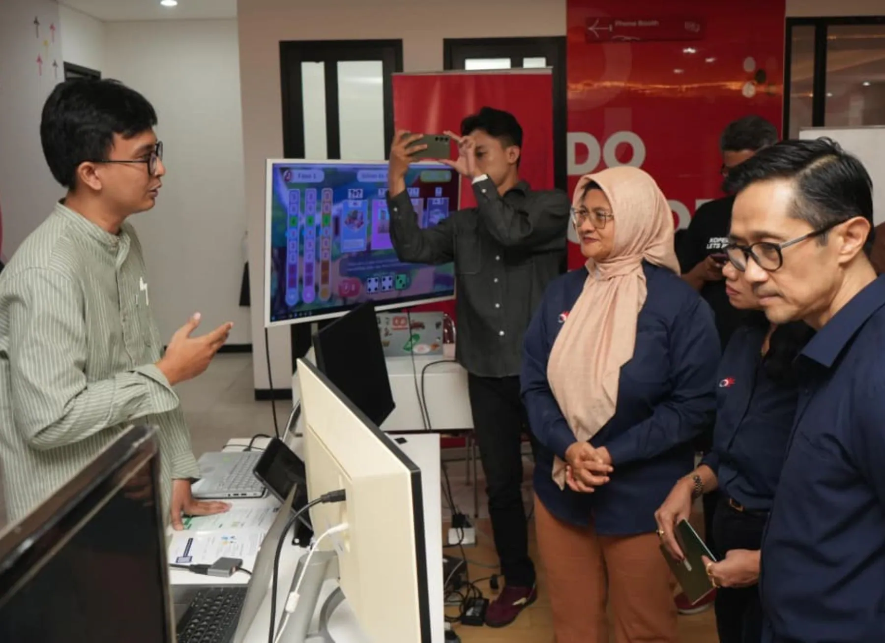 Telkom Luncurkan Program ESG 2024 sebagai Bagian Transformasi TelkomGroup
