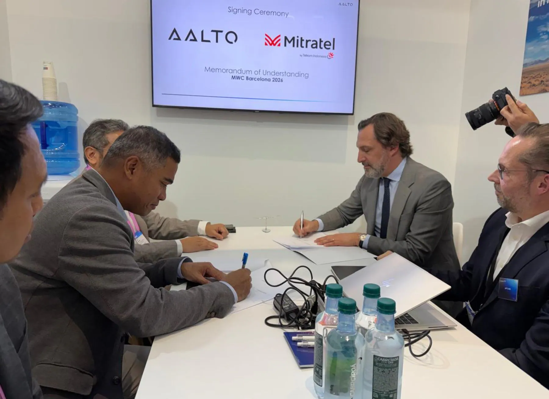 Telkomgroup Melalui Mitratel dan AALTO Lanjutkan Kolaborasi Strategis Pengembangan Stratospace dan Infrastruktur Telekomunikasi di Indonesia