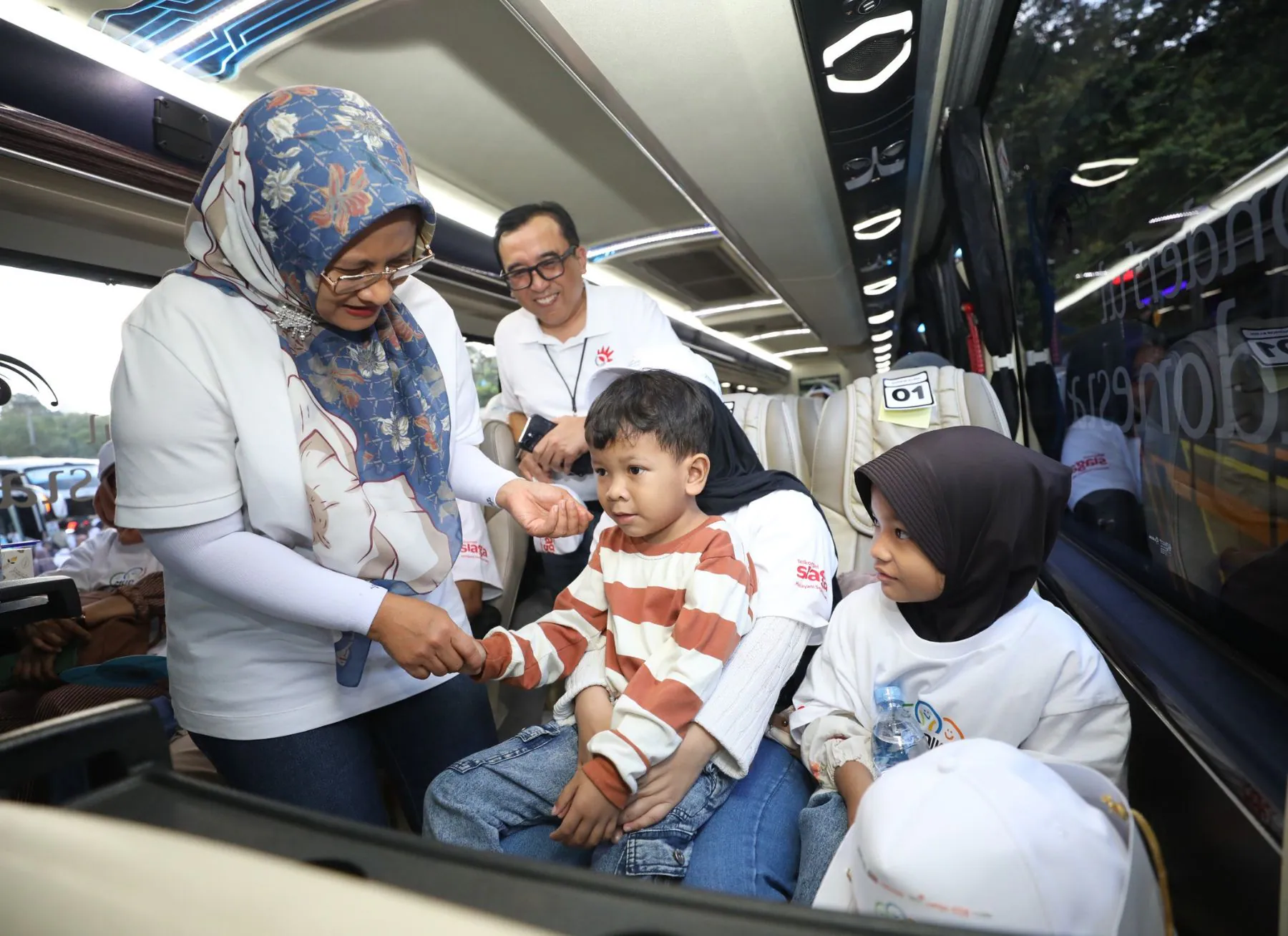 Mudik Nyaman Bersama BUMN dan Danantara 2026: TelkomGroup Lepas Ribuan Pemudik Rayakan Lebaran di Kampung Halaman