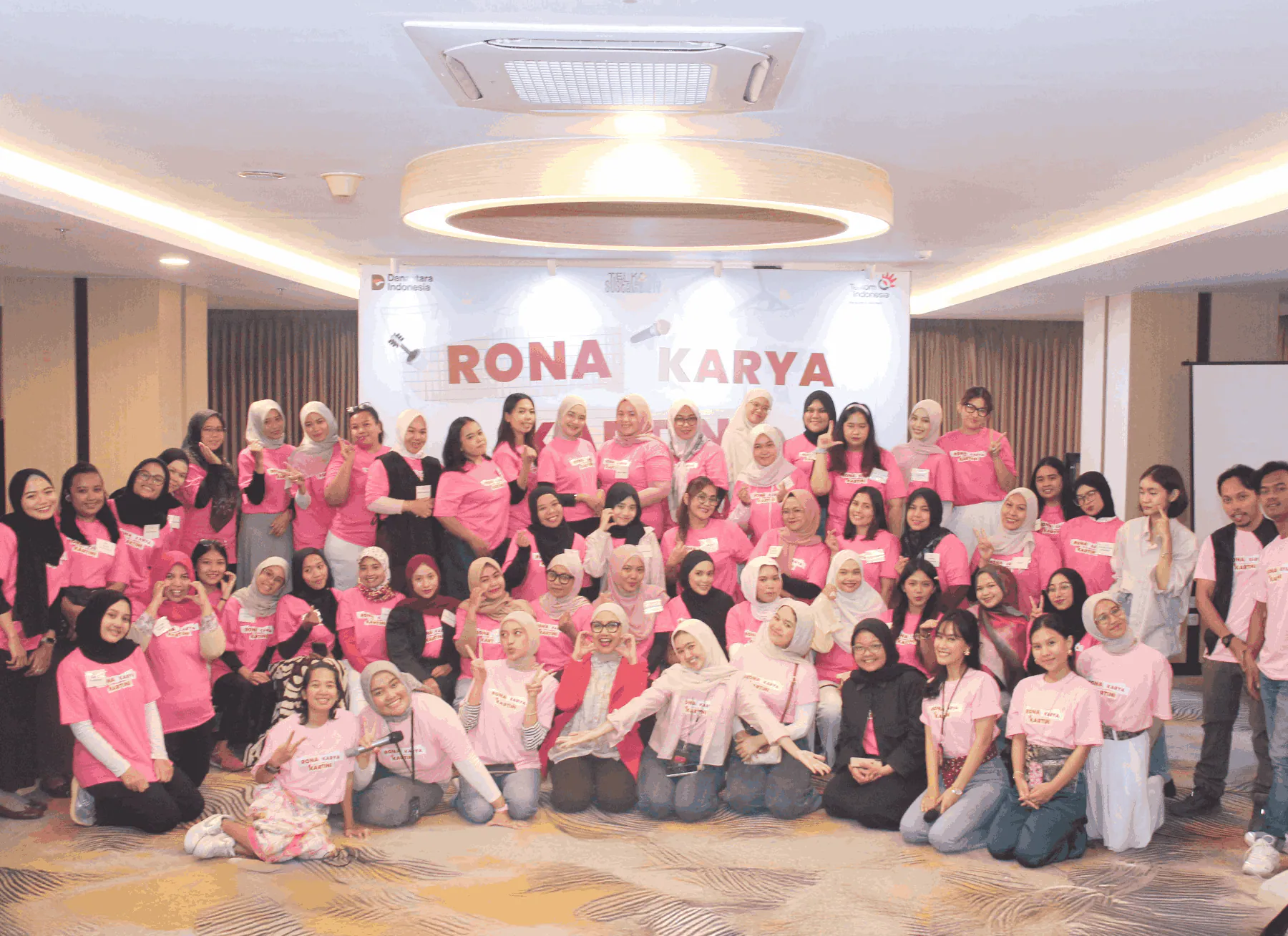 Telkom Indonesia Dorong Kemandirian Ekonomi Perempuan lewat Program Rona Karya Kartini