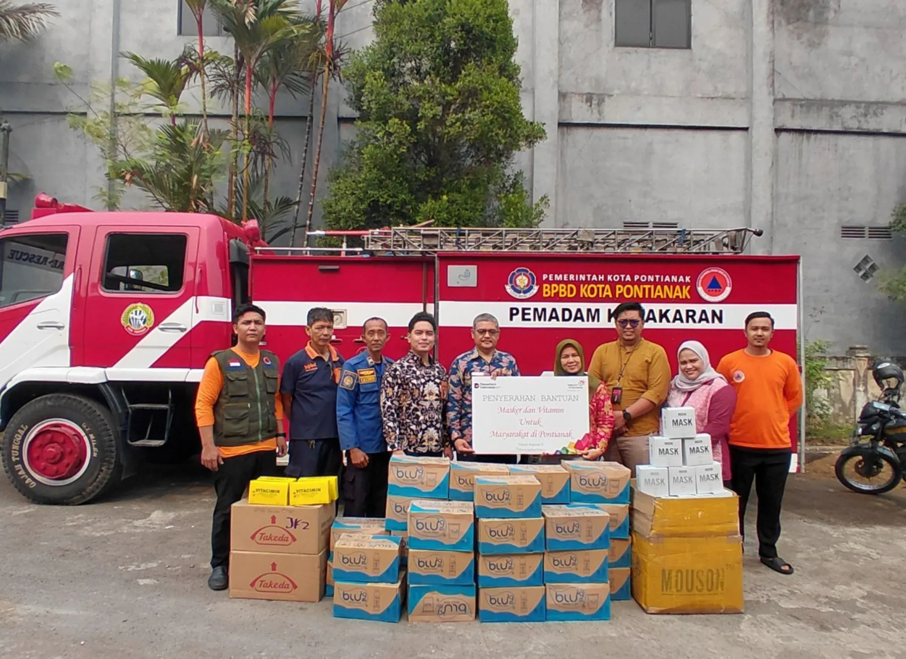 TelkomGroup Salurkan Bantuan Kesehatan bagi Masyarakat Terdampak Karhutla di Kalimantan